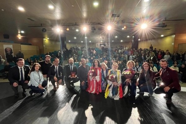 Rotary’den Eskişehir'de 'Sahneden Dayanışma'