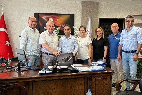 ROTARY ADIYAMAN’A 2 ULTRASON CİHAZI BAĞIŞLADI