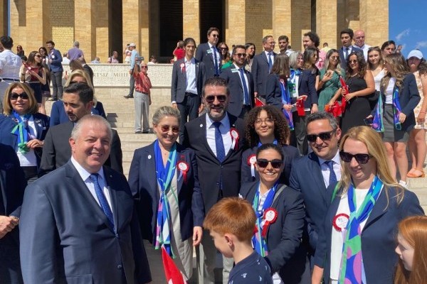 Bolu Rotary Kulübü yeni döneme Atamızın huzurunda ‘MERHABA’ dedi