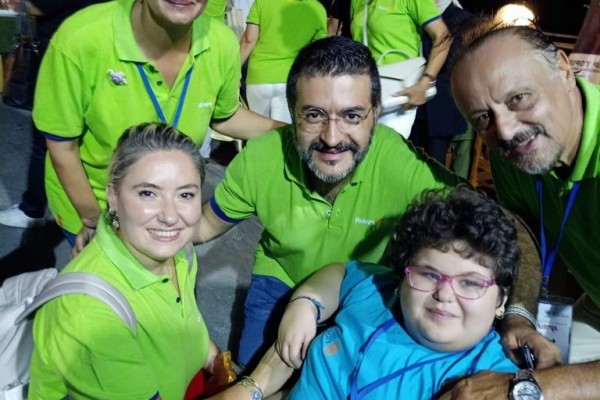 ADANA ROTARY ÖZEL GEREKSİNİMLİ ÇOCUKLAR, GENÇLER VE AİLELERİ İÇİN YAZ KAMPINI KARATAŞ'TA GERÇEKLEŞTİRDİ.