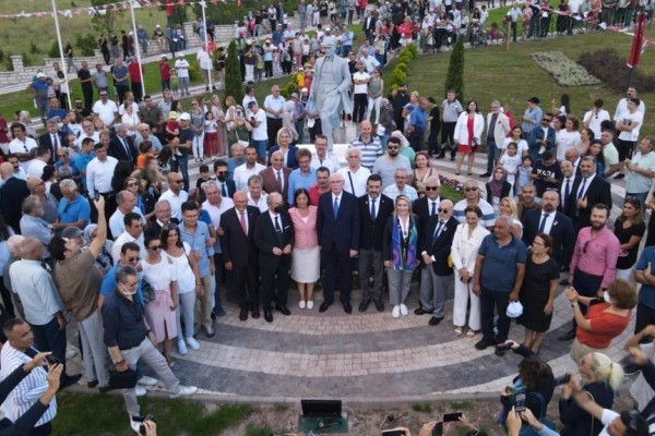 Rotary 30 Ağustos Zafer Parkı Çankaya'da açıldı