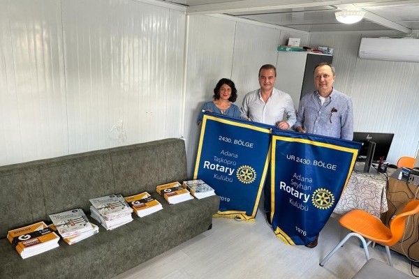 SAMANDAĞ ROTARY KONTEYNER KENTİ ÜNİVERSİTE HAZIRLIK KİTAPLARI DAĞITIMI