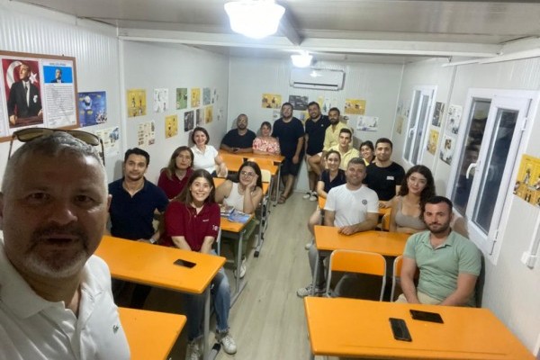 Samandağ Rotary Konteyner Kentinde İngilizce Dersliği Açılışı Yapıldı