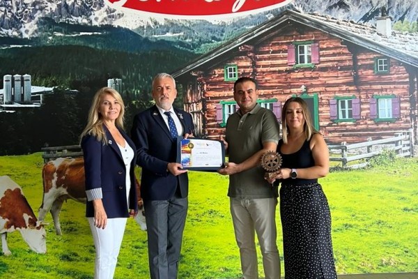 ANTALYA OLİMPOS ROTARY KULÜBÜ 'YÖRÜKOĞLU SÜT ÜRÜNLERİ' ÜRETİM TESİSLERİNE İŞ YERİ ZİYARETİ GERÇEKLEŞTİRDİ