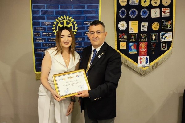 Adana Güney Rotary  konuşmacımız Eda Dikel Akdoğan'dı.