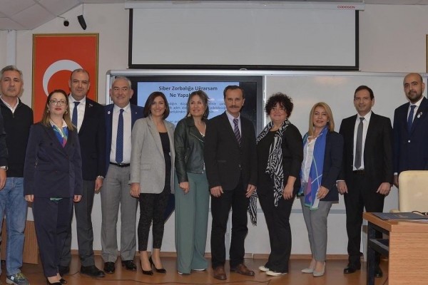 Teknoloji Bağımlılığı ve Siber Zorbalık semineri