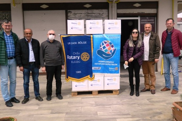 ORDU ROTARY KULÜBÜ RAMAZAN AYINDA GIDA YARDIMI YAPTI