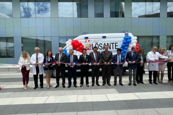 ROTARY KULÜPLERİNDEN SAĞLIK SEKTÖRÜNE ANLAMLI BAĞIŞ