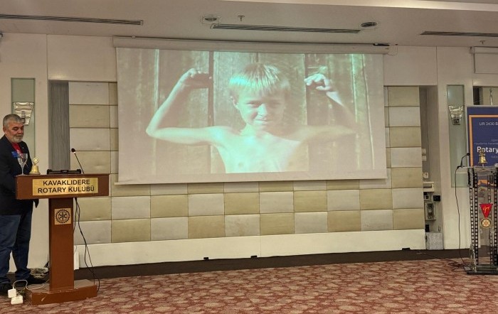 Konuşmacı bankası konuşmacı konuk daveti ve ortak