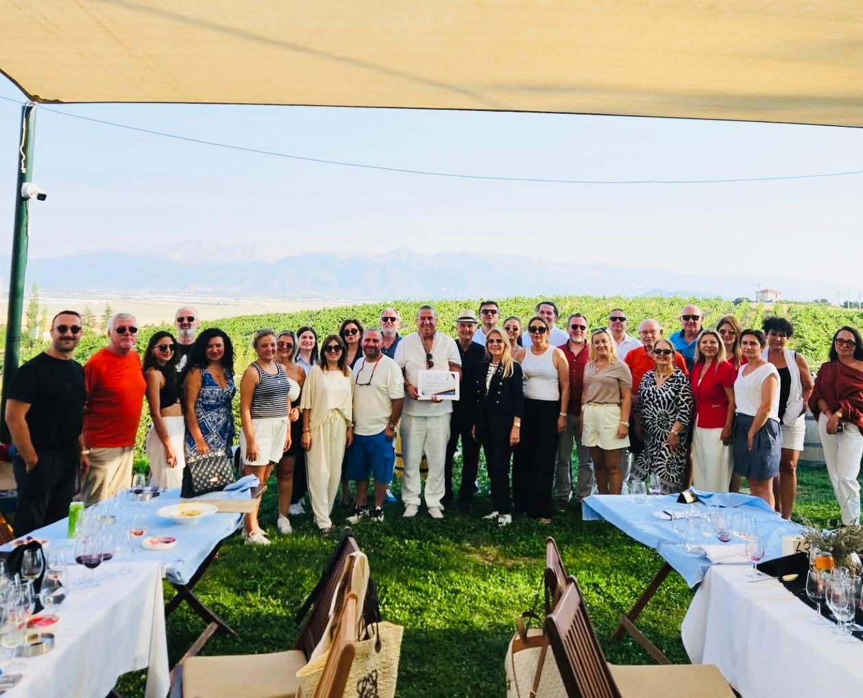 ANTALYA OLİMPOS RK HOBİ KOMİTESİ ŞARAP TADIM ETKİNLİĞİ DÜZENLEMEK