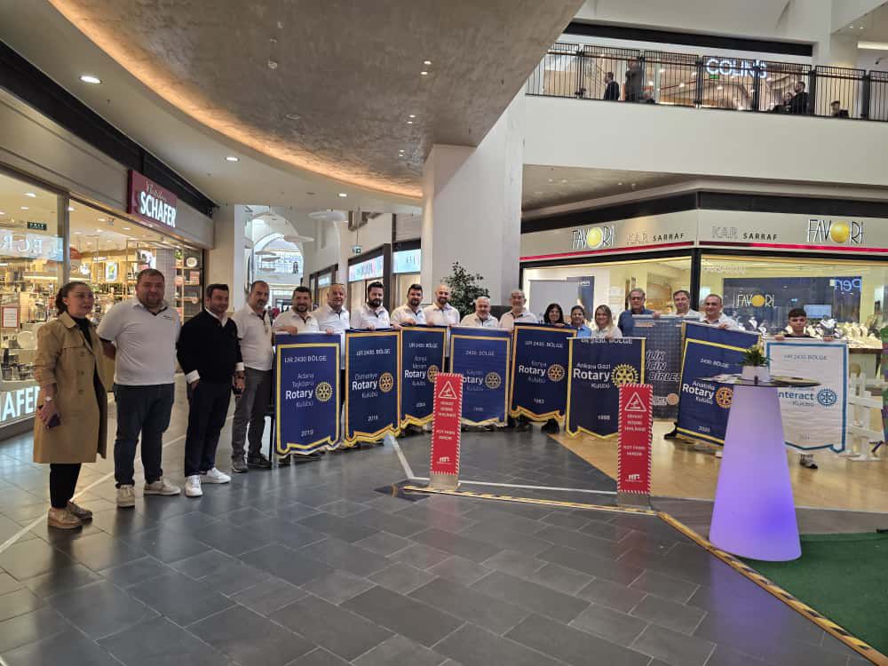 Adana Taşköprü RK Zehirlenmeden Beslenelim AVM’de Broşür Dağıtımı