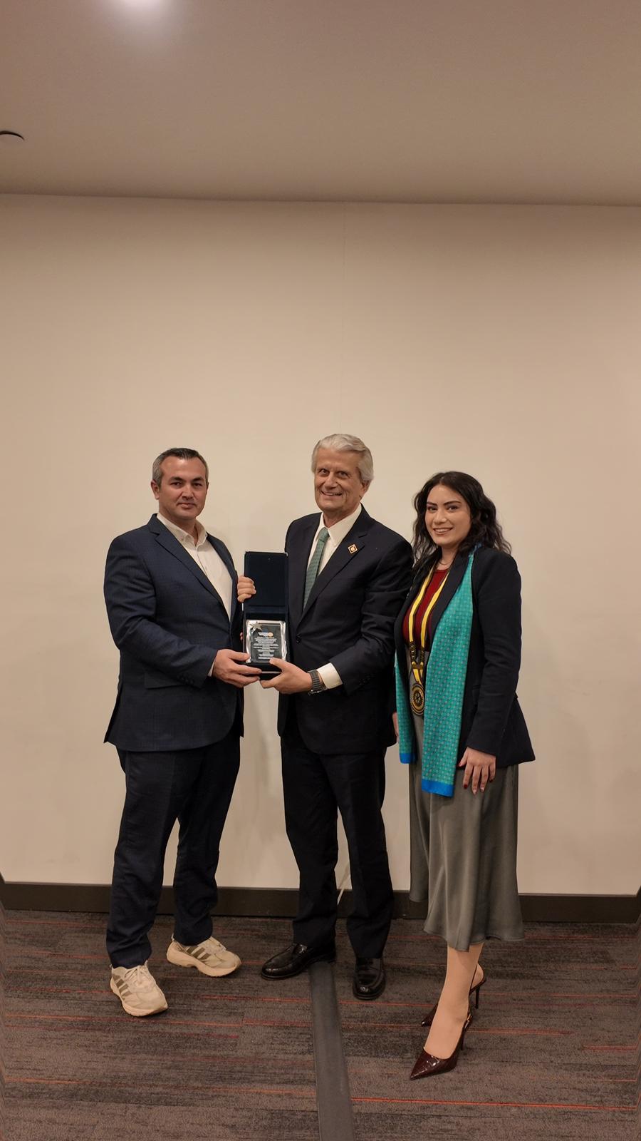 Adana Taşköprü Rotary Kulübü Günümüz Çağının Yeni Meslek Alanları Meslek Hizmet Ödülü