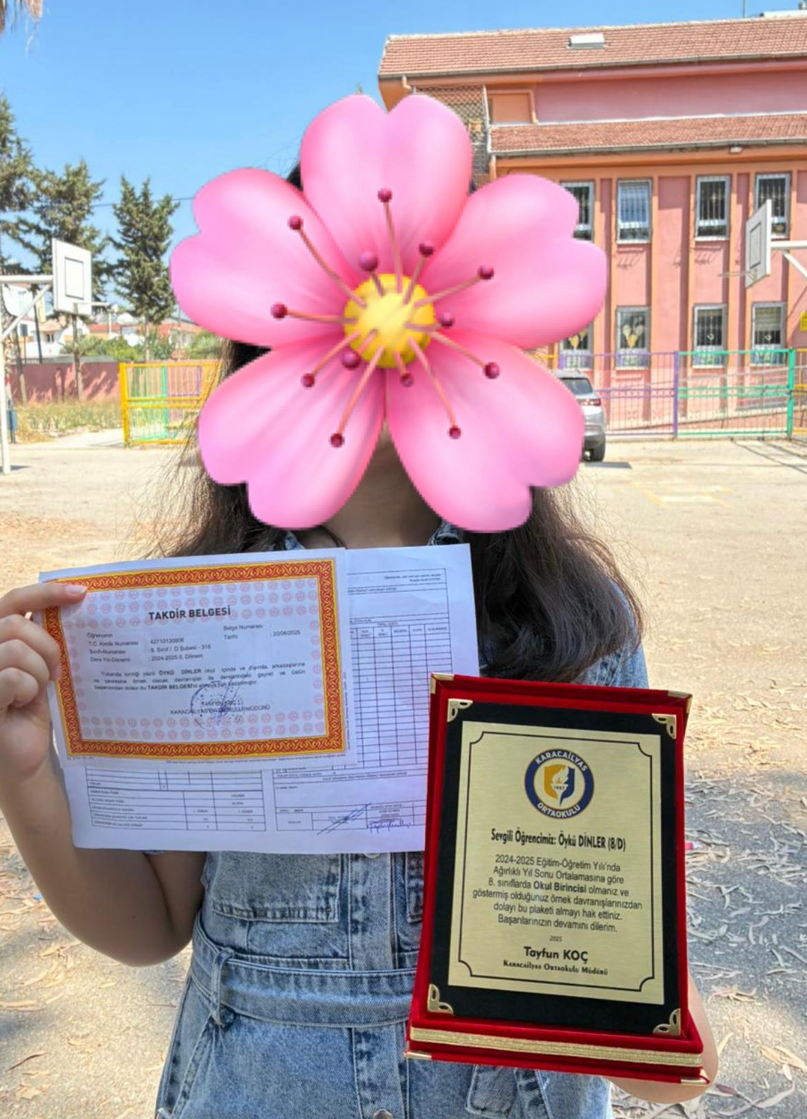 Bu Kavanozda Kocaman Bir Gelecek Yatıyor.