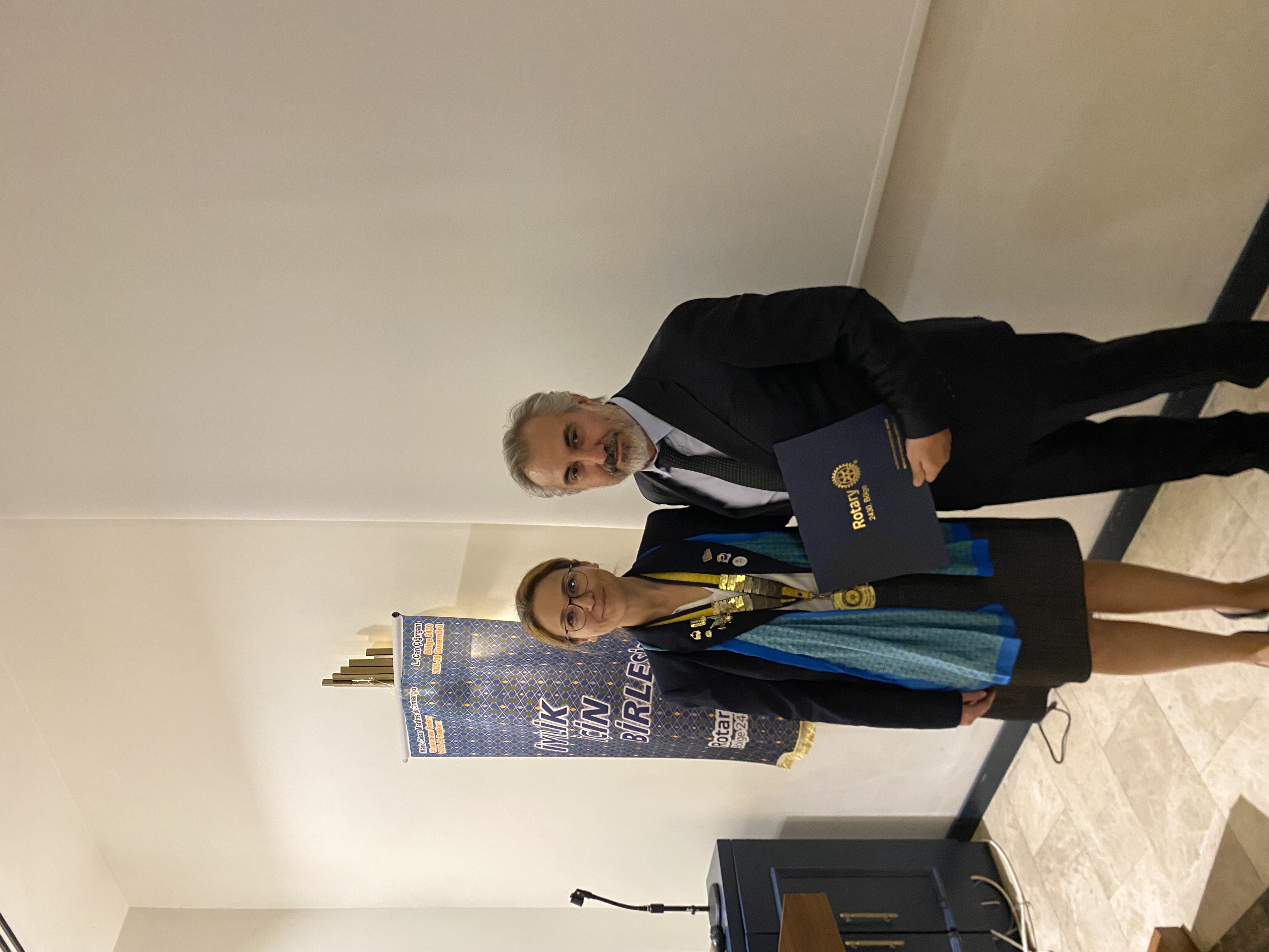 DİJİTAL GÖZ YORGUNLUĞU, EKRAN BAĞIMLILIĞI VE SARI NOKTA HASTALIĞI HAKKINDA BİLGİLENDİRME SUNUMU