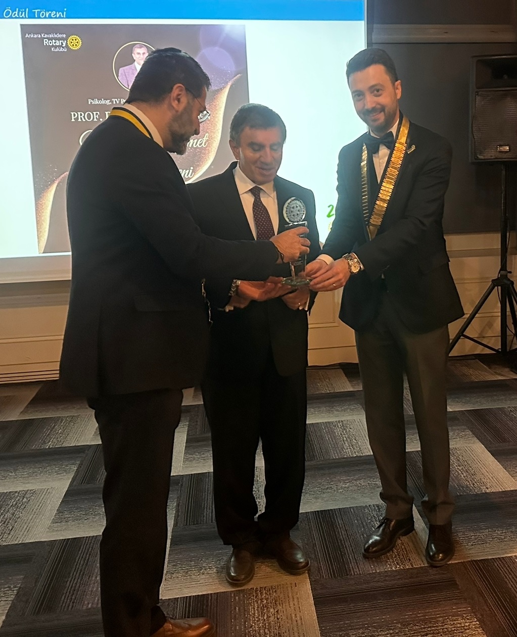 Ankara Kavaklıdere Rotary Kulübü Meslek Hizmet Ödül Töreni
