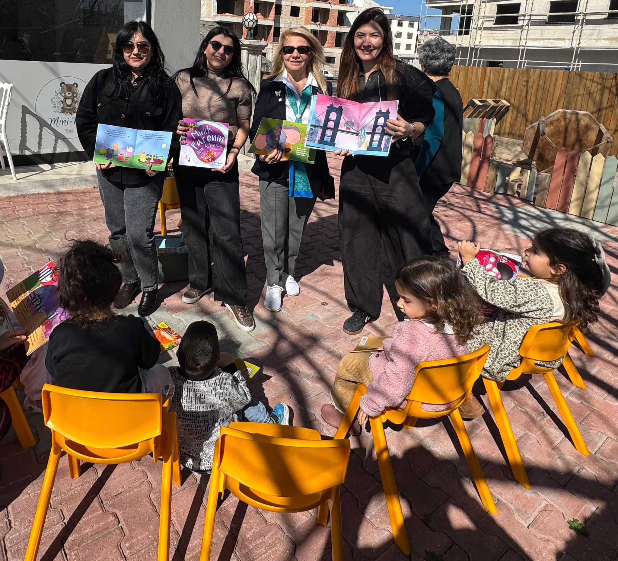 ANTALYA OLİMPOS RK GEZİCİ KÜTÜPHANE