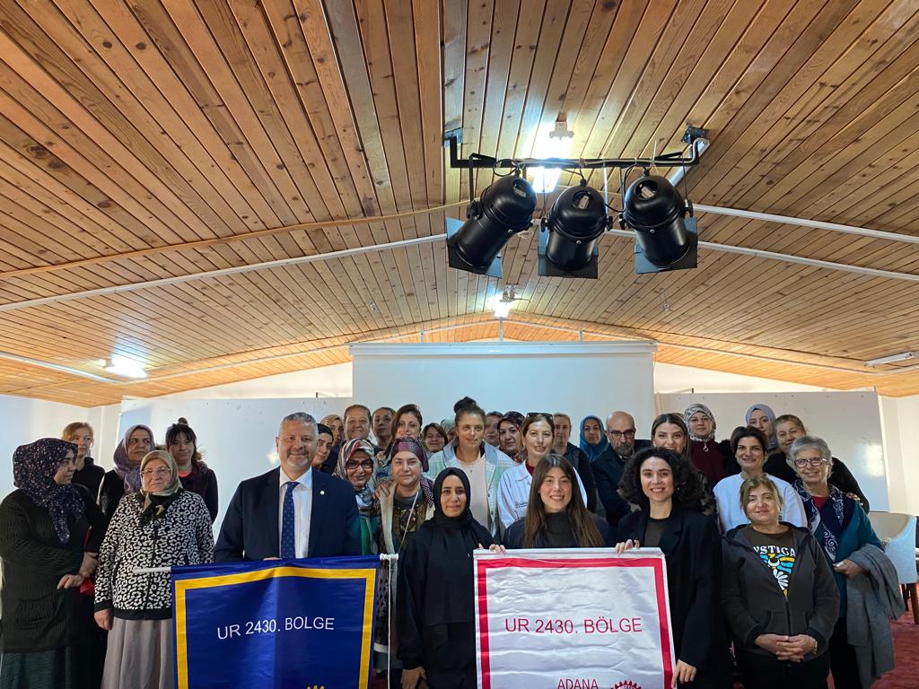 Adana Rotary Kulübü ve Adana Rotaract Kulübü “Aile İçi İletişim” ve “Kadına Yönelik Şiddetle Mücadele”Eğitim Toplantısı Düzenledi