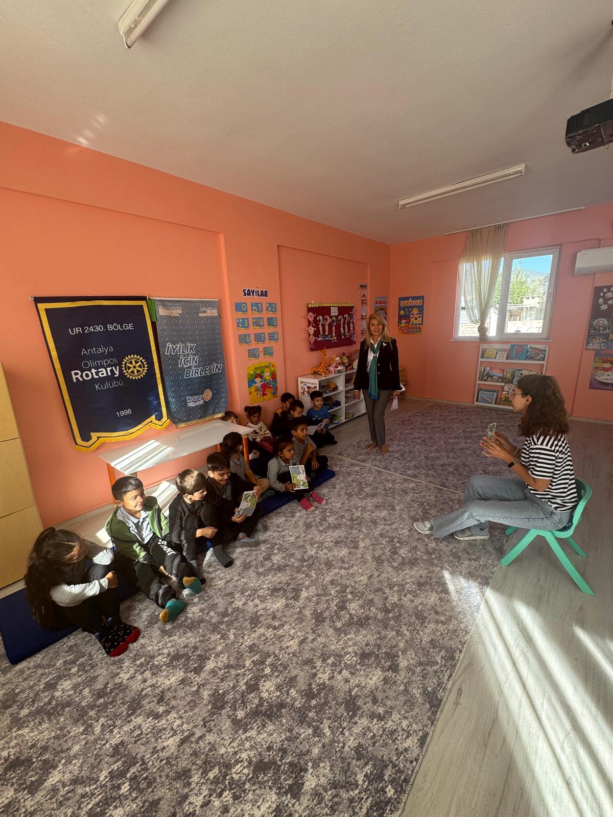 ANTALYA OLİMPOS RK TOPLUMSAL ADALET VE EŞİTLİK İÇİN KUMLUCA KAVAK KÖYÜ OKUL ZİYARETİ