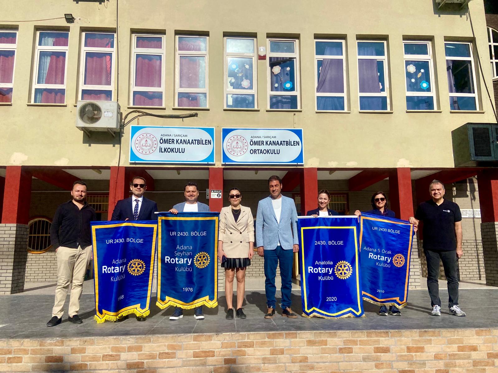 Adana Seyhan Rotary ,Ömer Kanaatbilen Okulundaki Semineri.