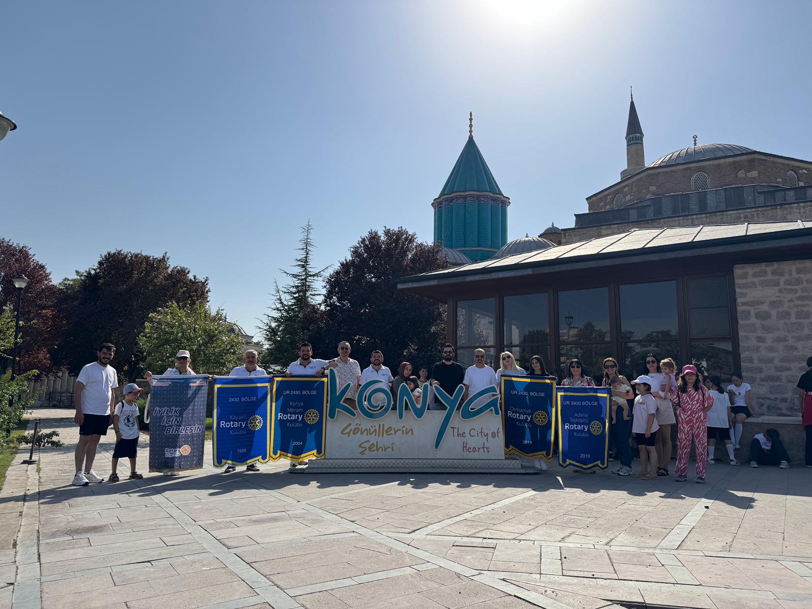 Köklere ve Gönüllere Yolculuk