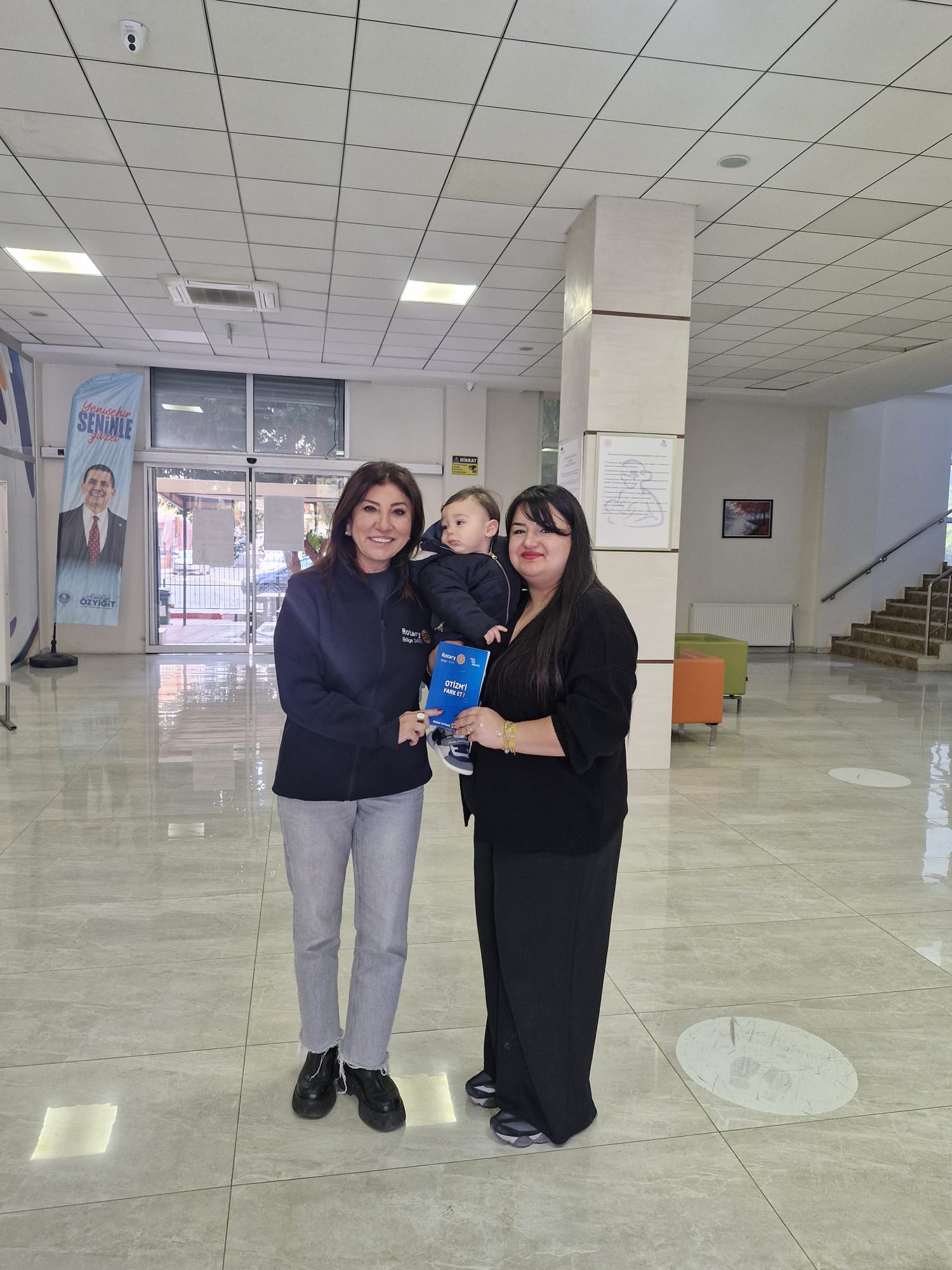 Otizm Farkındalığı Kitapçık Dağıtım Projesi