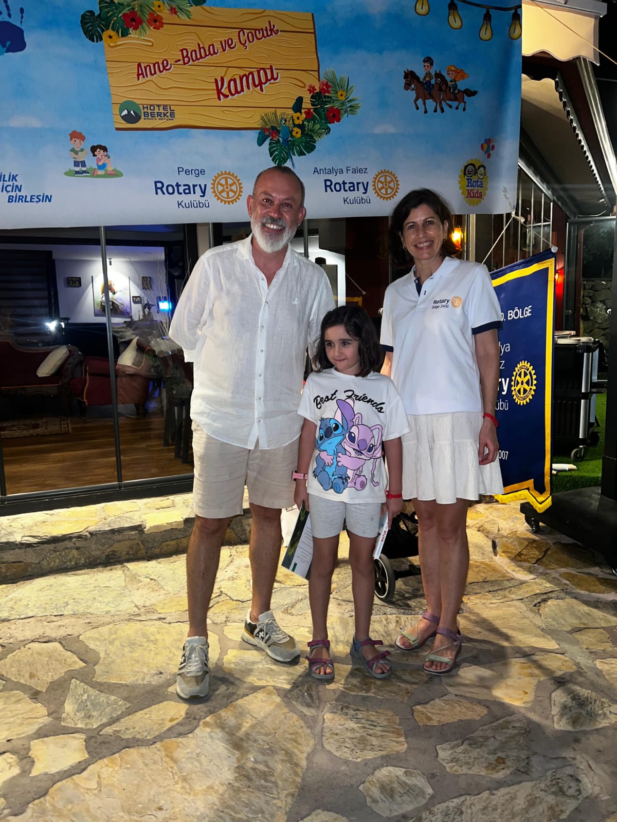 Anne Baba Çocuk Kampı