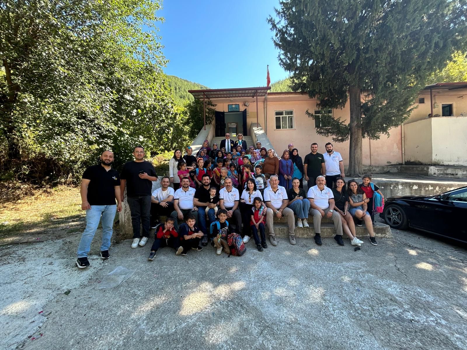 Afet bölgesine uzat elini