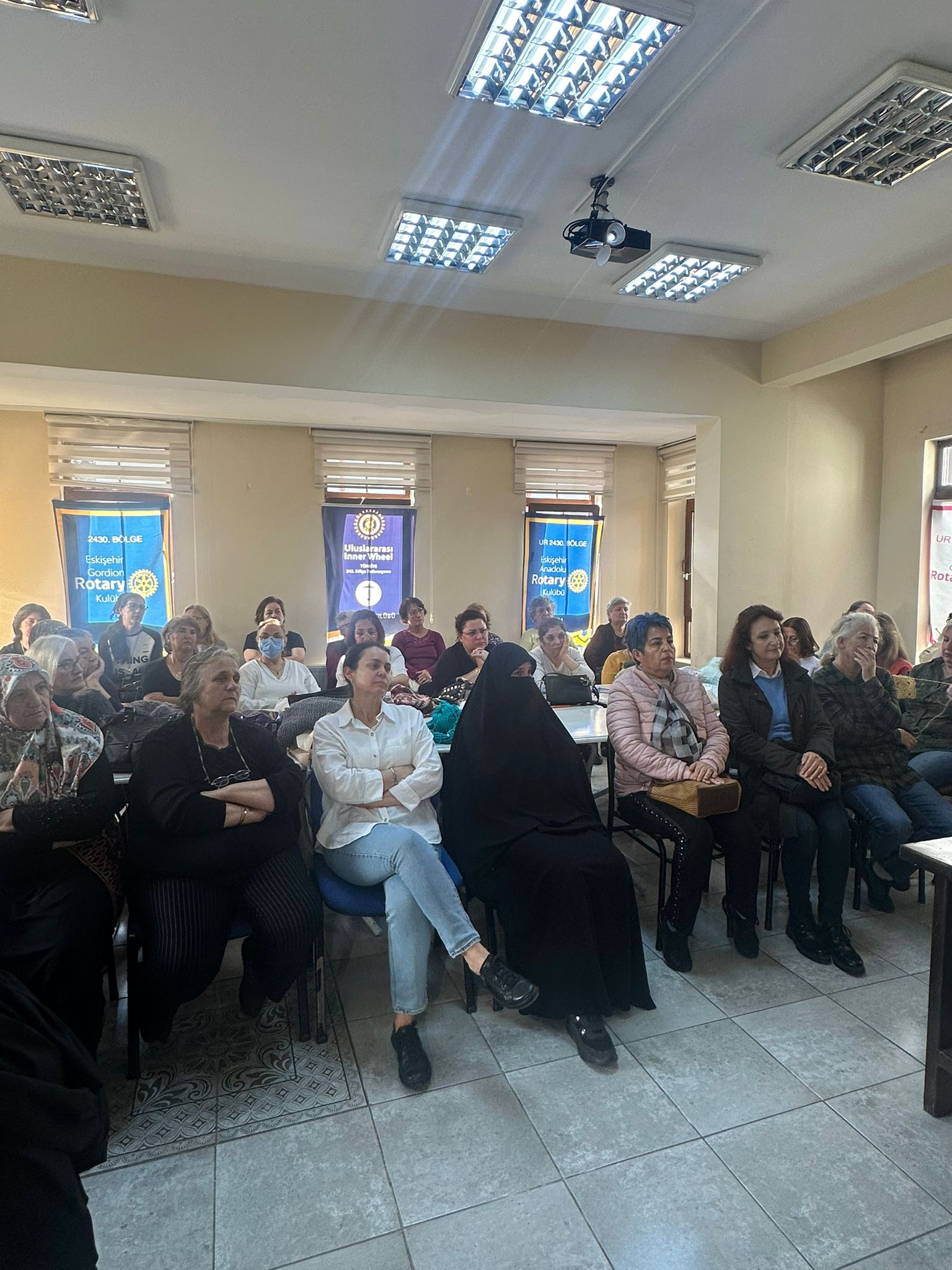Meme kanseri, HPV ve Serviks kanseri farkındalığı