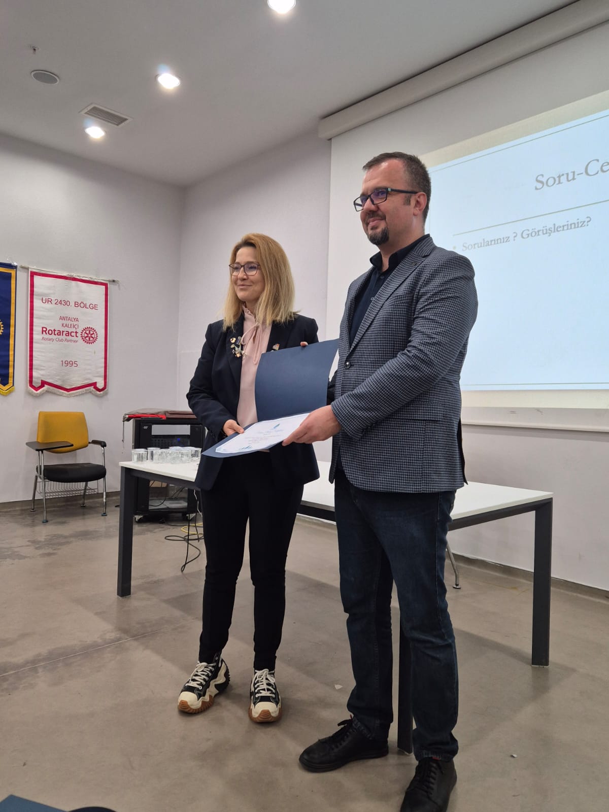 Madde Bağımlılığı ile Mücadele Görünmeyeni Gör Semineri