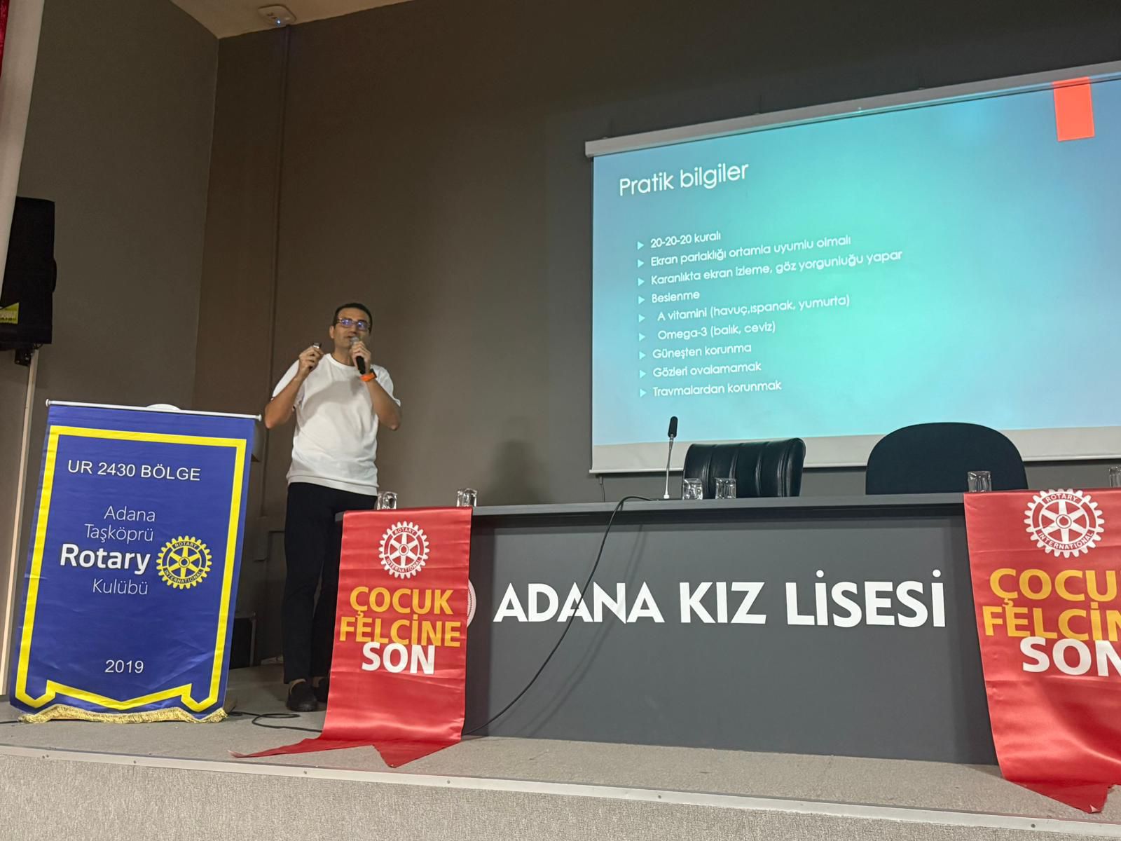 Adana Taşköprü Rotary Kulübü Göz Sağlığı Eğitimi
