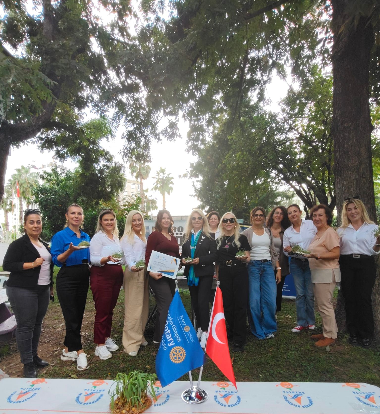 ANTALYA OLİMPOS RK VE MURATPAŞA BLD. ' MİKRO YEŞİLLİK ATÖLYESİ VE TADIMI'