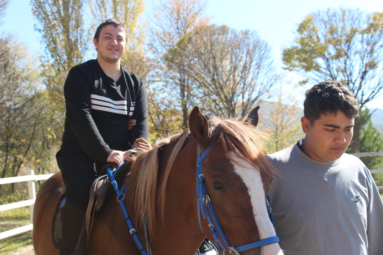 Serebral Palsili Çocuklara Umut ve Neşe
