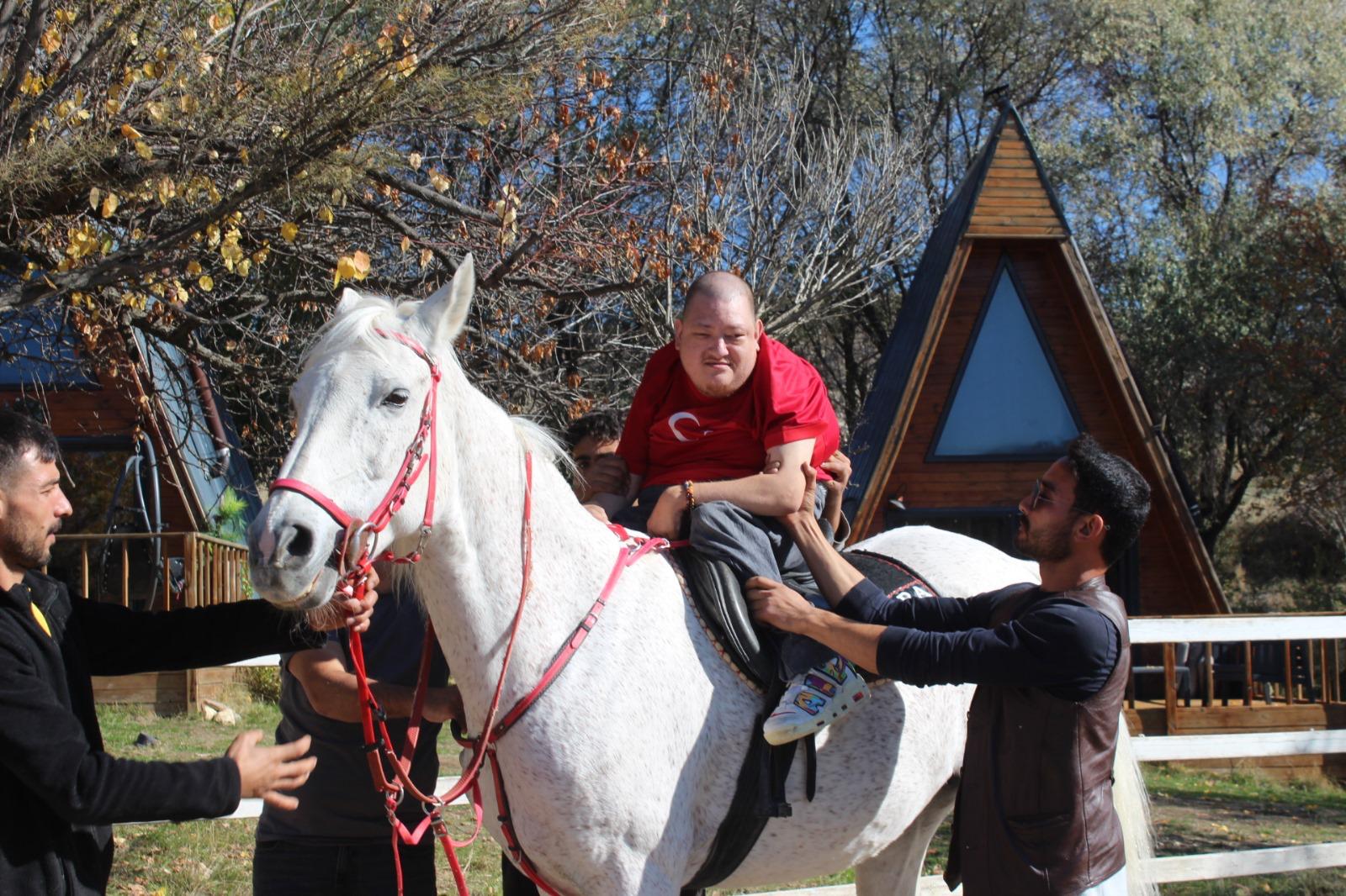 Serebral Palsili Çocuklara Umut ve Neşe