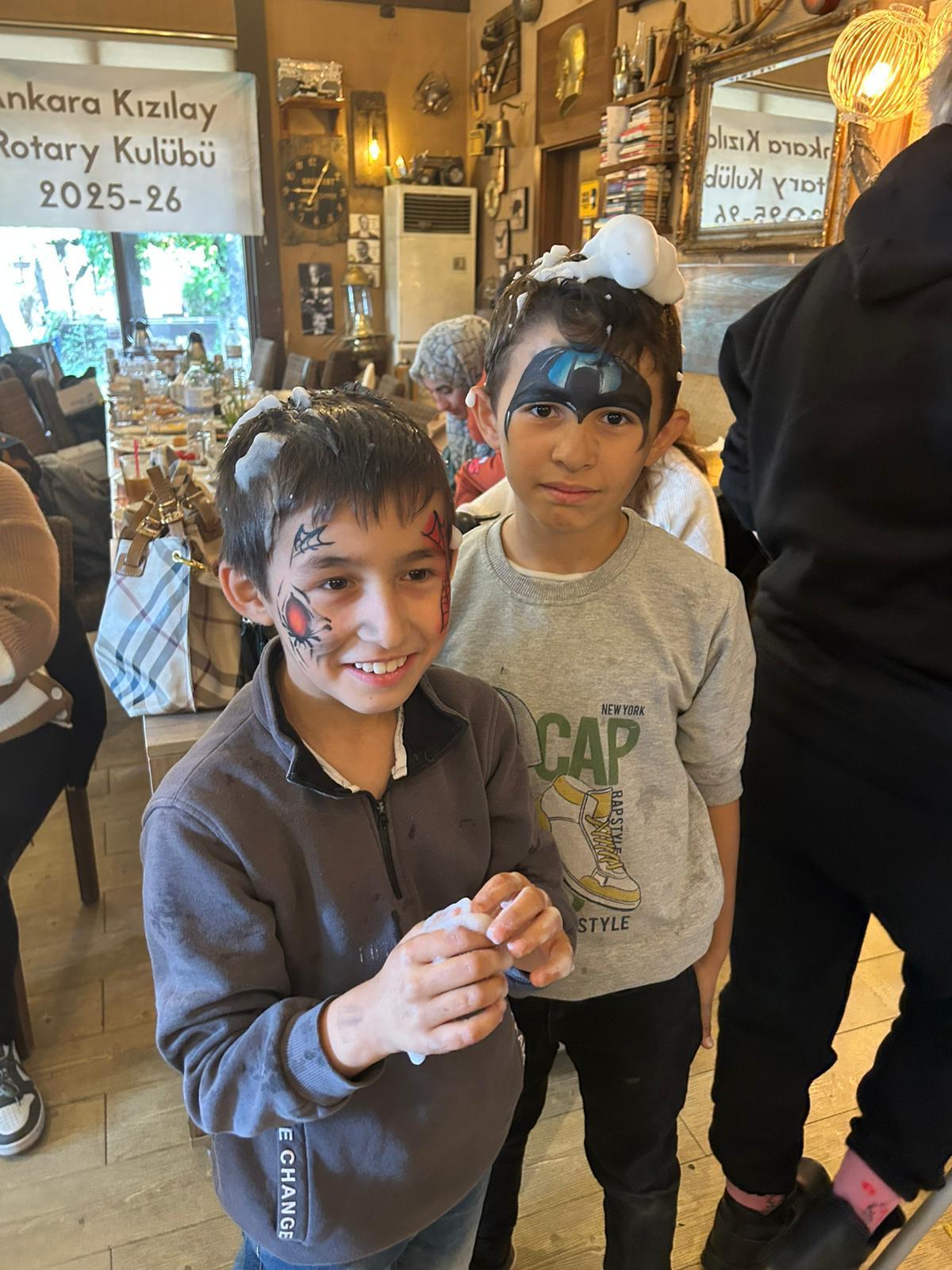 Kadın Sığınma Evindeki Kadınlar ve Çocuklara Moral Yemeği