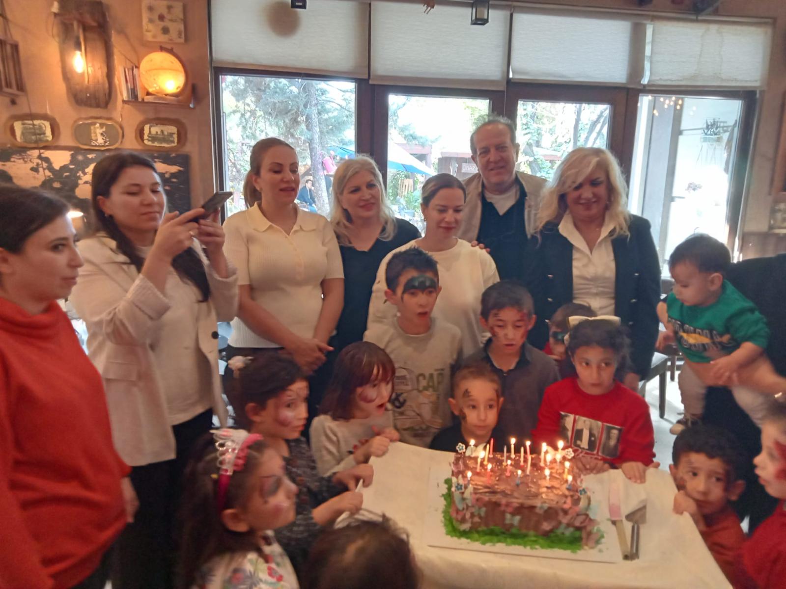 Kadın Sığınma Evindeki Kadınlar ve Çocuklara Moral Yemeği