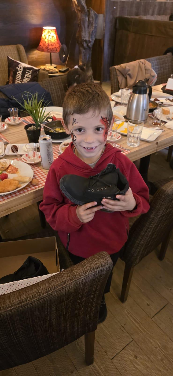 Kadın Sığınma Evindeki Kadınlar ve Çocuklara Moral Yemeği