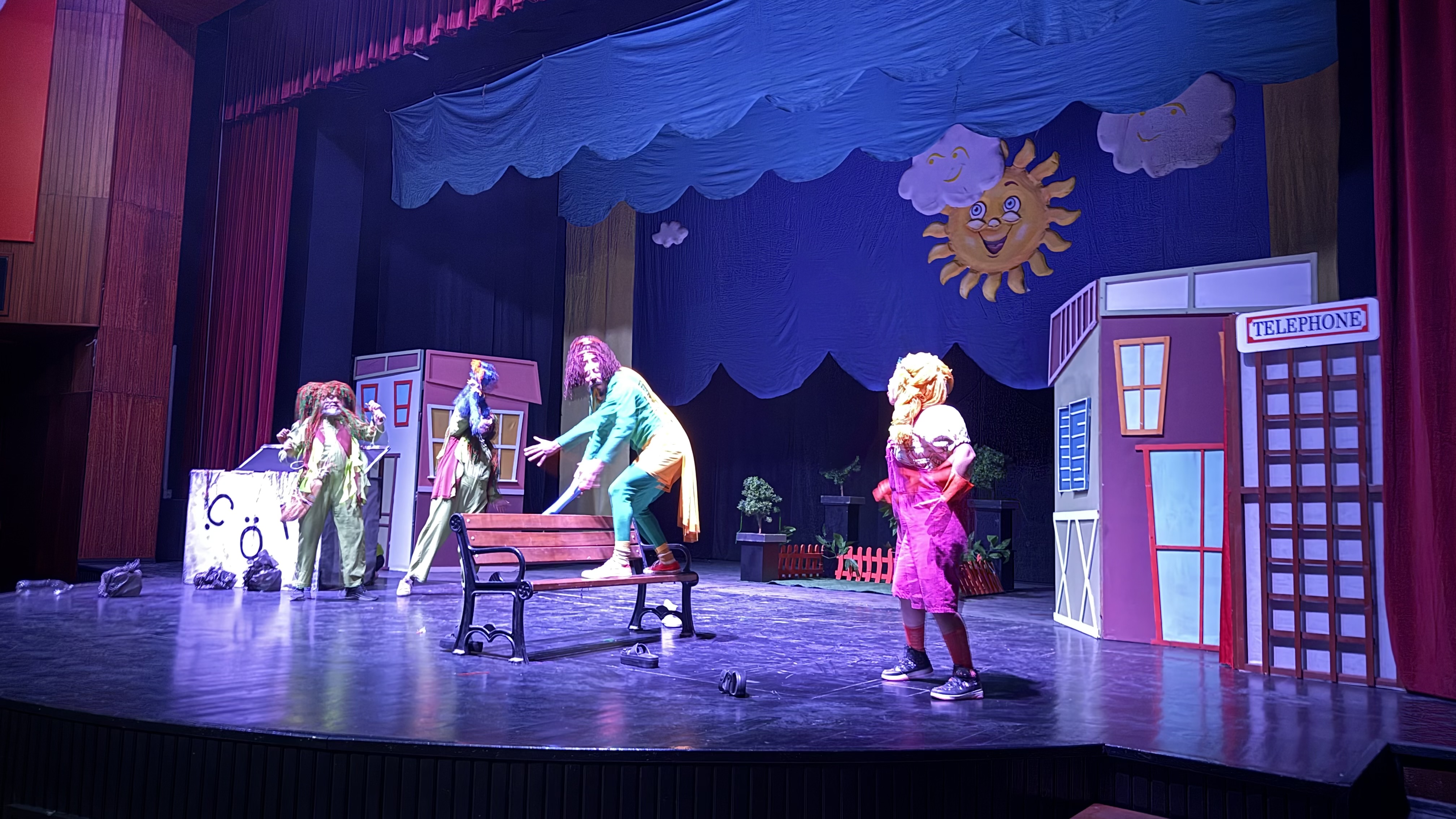 Gökbey Anaokulu öğrencileri ile çocuk tiyatrosu izledik