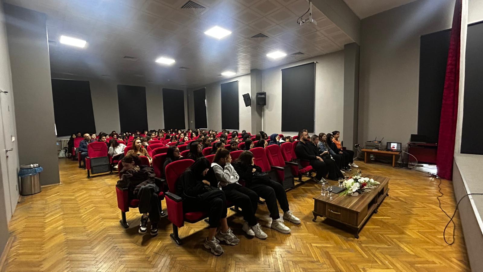 Adana Taşköprü Rotary Kulübü Çocuk Hakları ve Akran Zorbalığı Projesi