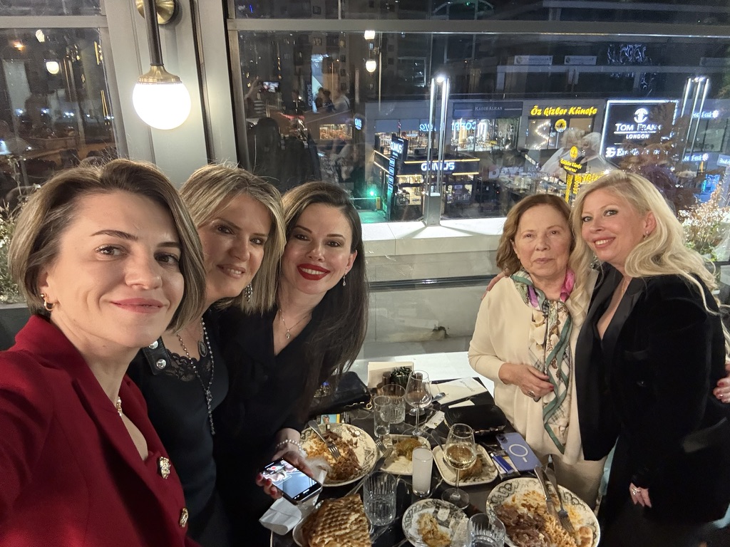 GAZİ ROTARY 5.GELENEKSEL NOSTALJİ GECESİ - UZAT ELİNİ