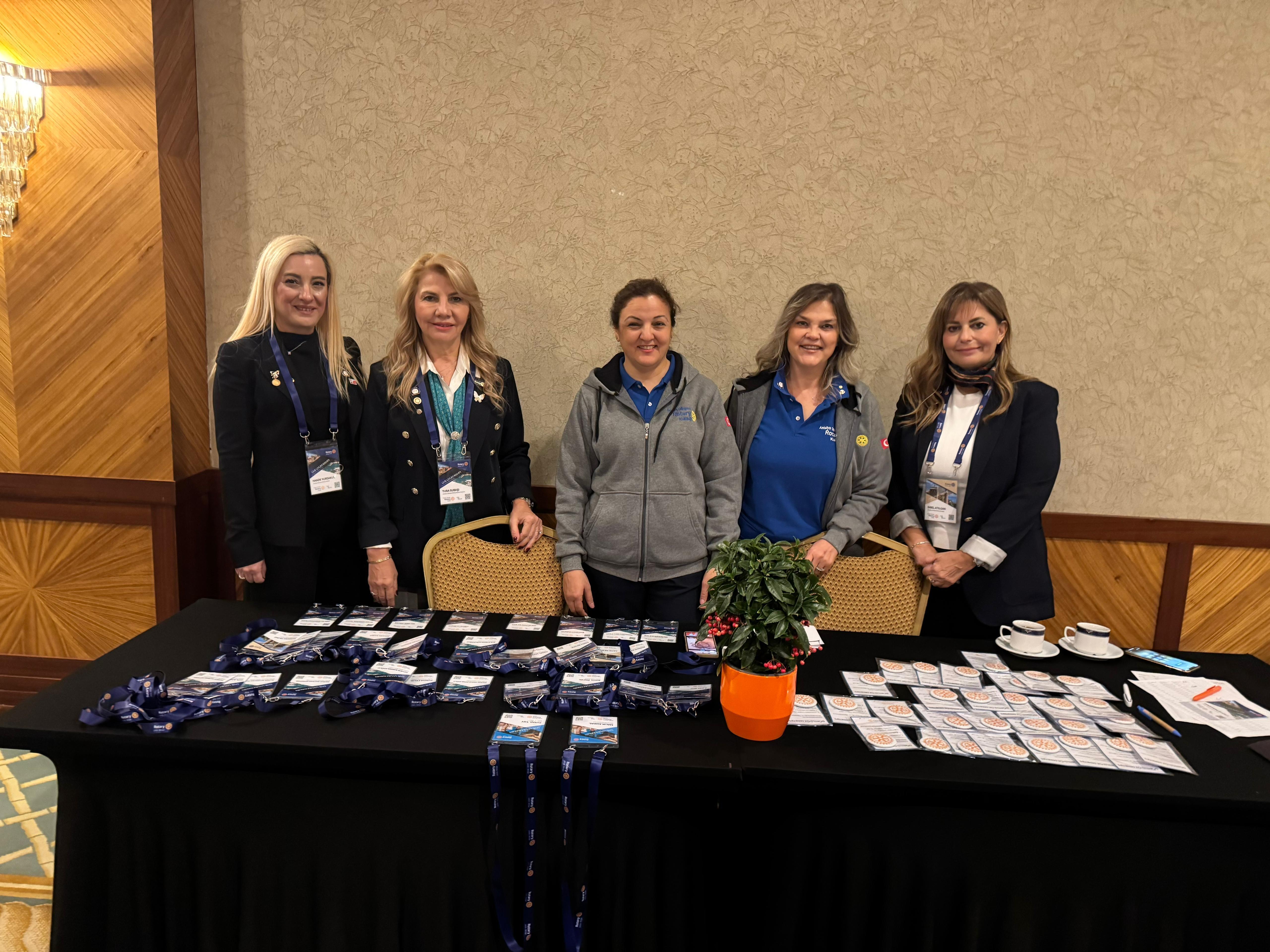 ANTALYA OLİMPOS RK ÜYELERİNİN ROTARY BİLGİLERİ BİLGİLENDİRME TOPLANTILARINA KATILIMI