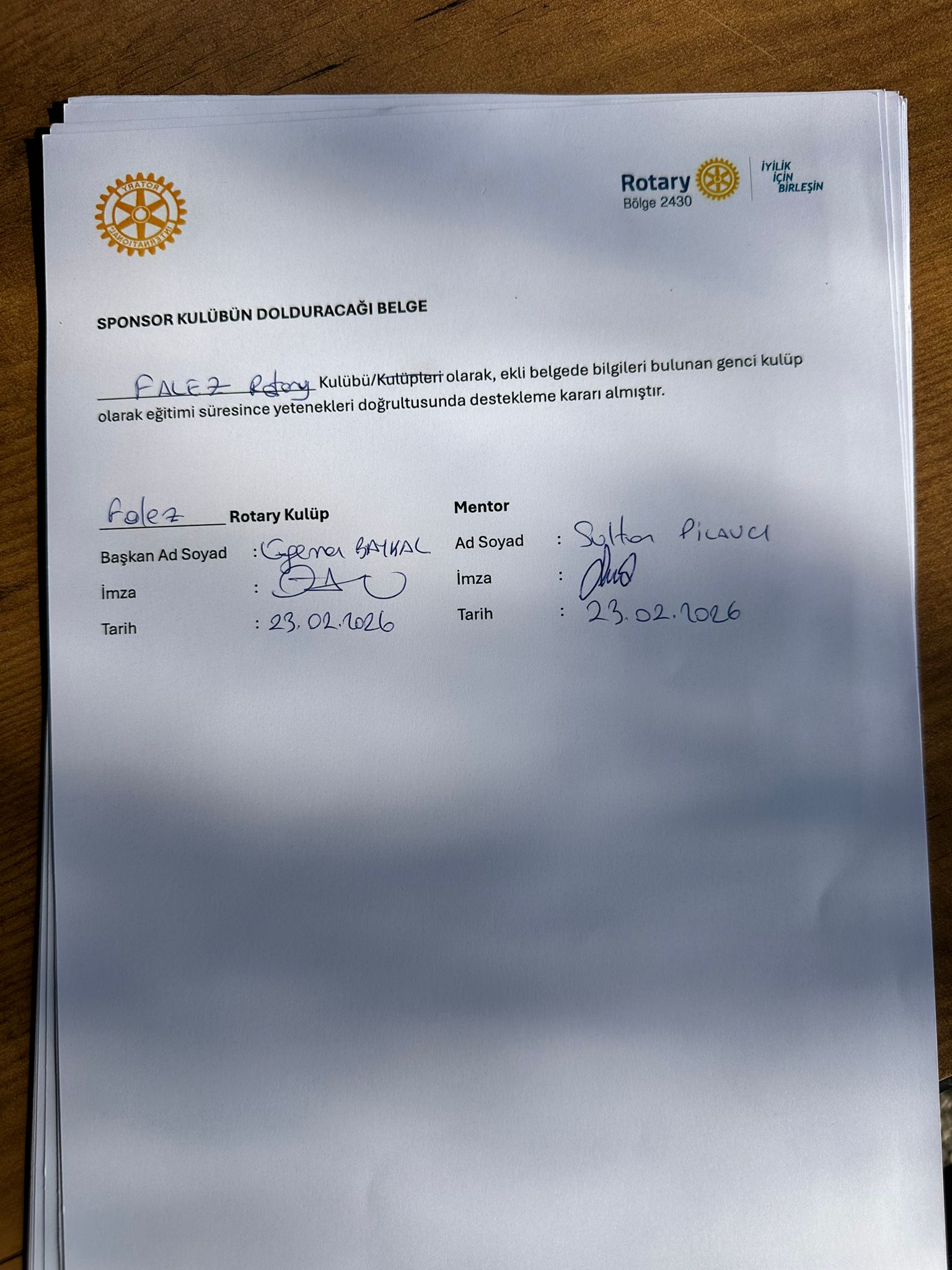 Bir fidan Yetiştiriyoruz