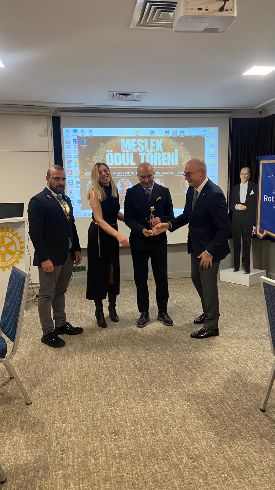 MESLEK HİZMETLERİ ÖDÜL TÖRENİ