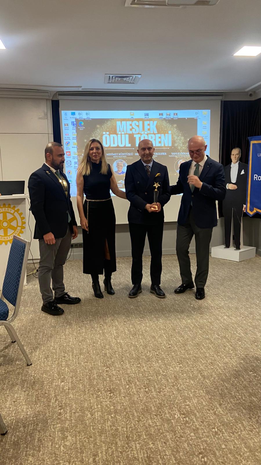 MESLEK HİZMETLERİ ÖDÜL TÖRENİ