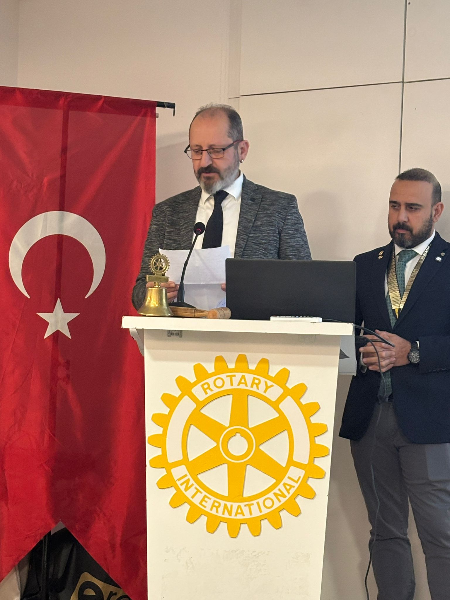 MESLEK HİZMETLERİ ÖDÜL TÖRENİ