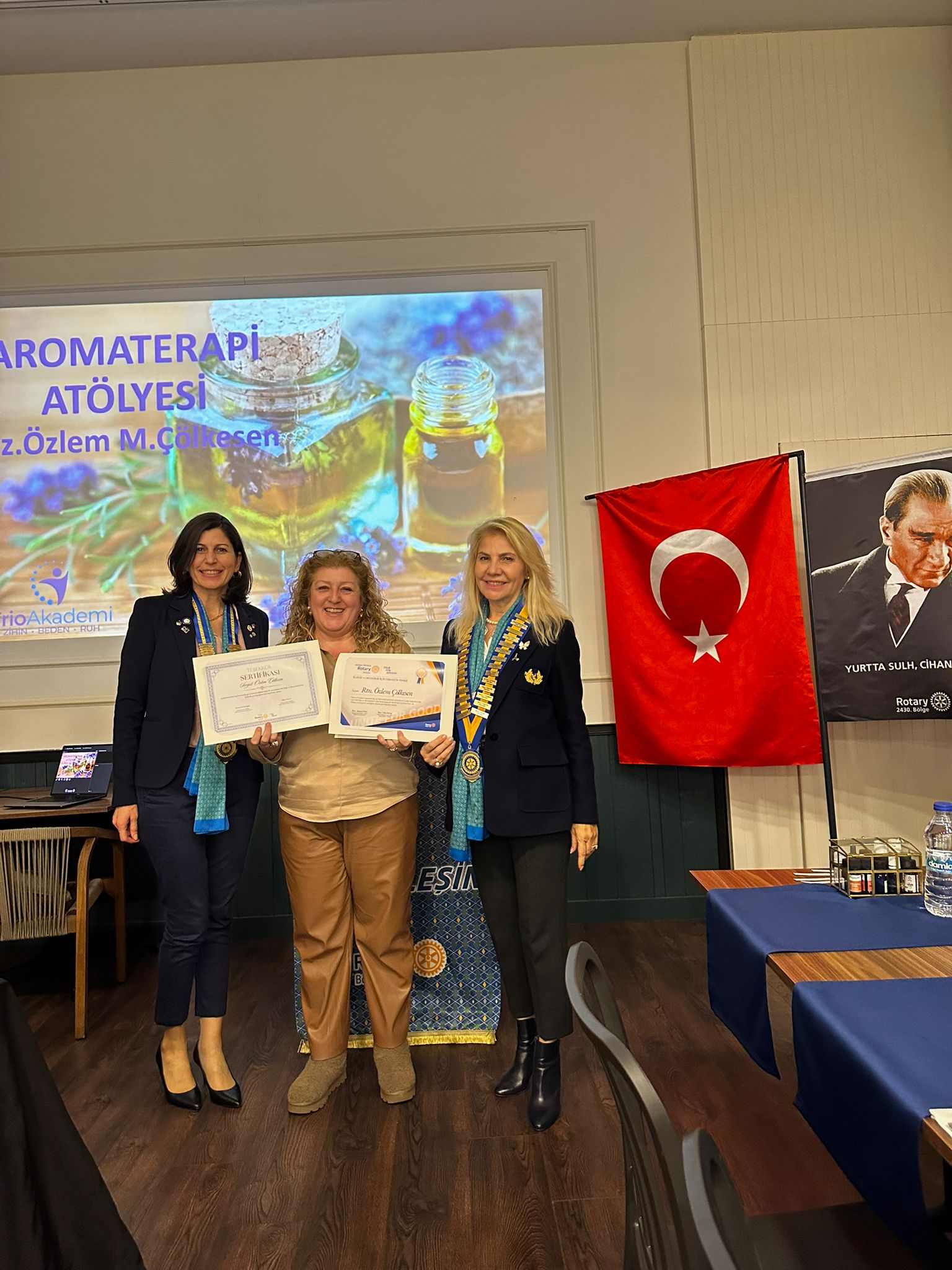 bölge konuşmacı bankasından 2 konuşmacı konuk toplantımızda konuşma yaptı