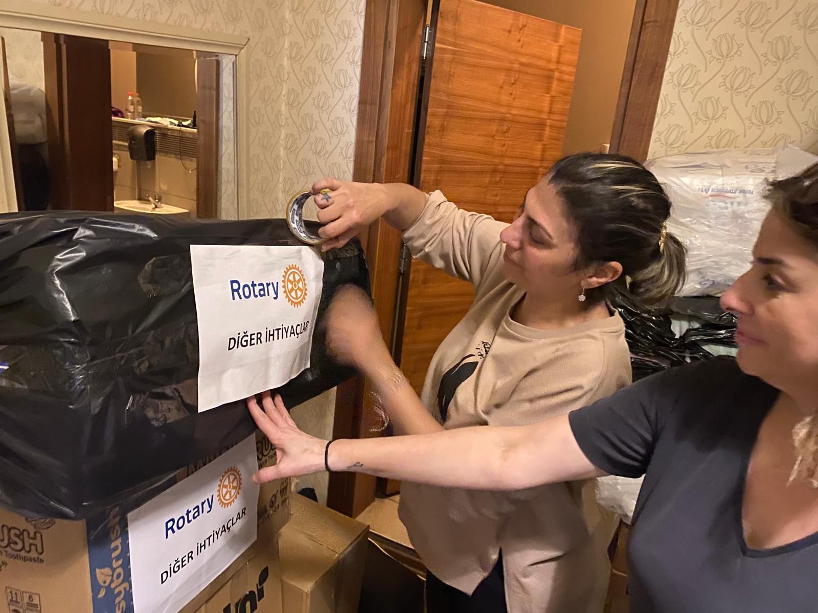 Cezaevinde kadın koğuşunda kalan kadınlar ve çocukları için yardım kampanyası