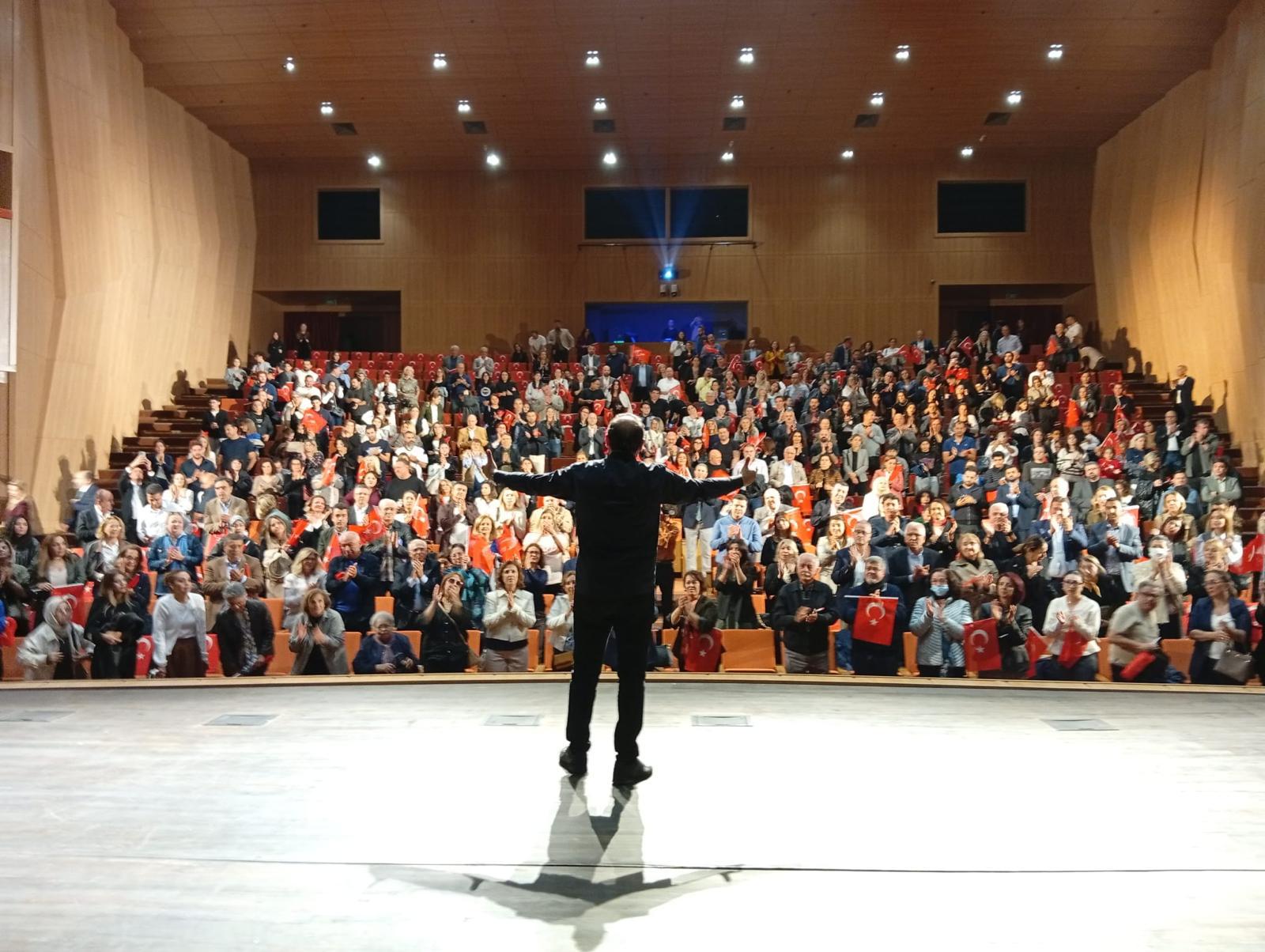 Cumhuriyet ve Atatürk