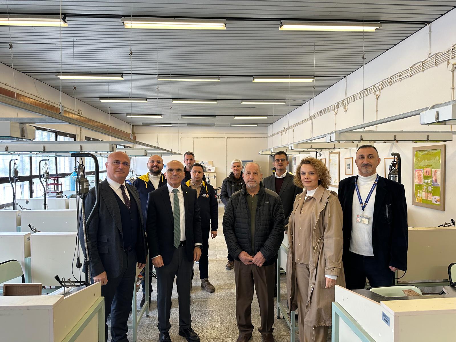 MERSİN ÜNİVERSİTESİ MESLEK YÜKSEKOKULU