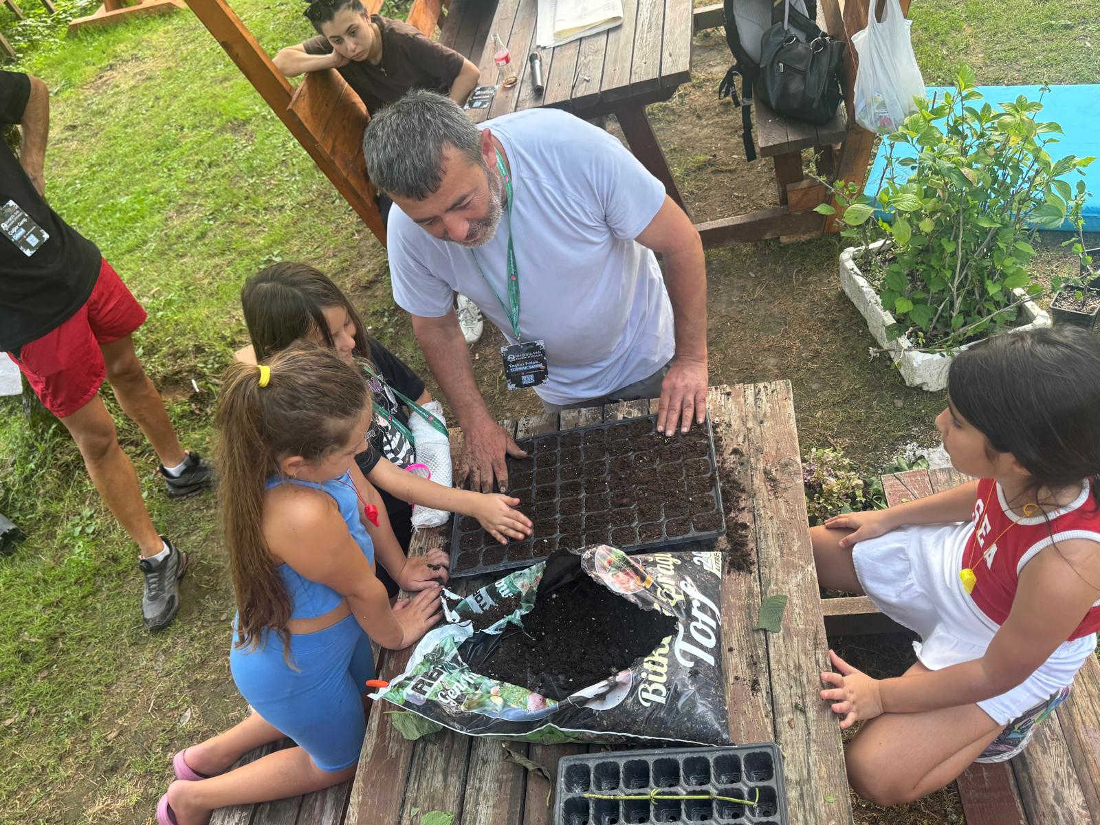 Bitkilerimi Büyütüyorum