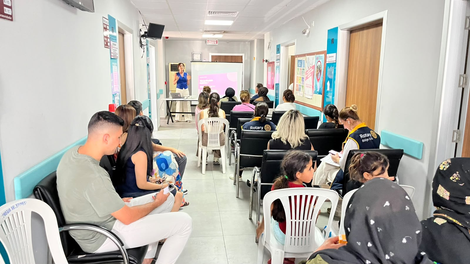 Adana 5 Ocak Rotary Kulübü Sağlık ve Eğitimi Aynı Çatıda Buluşturdu
